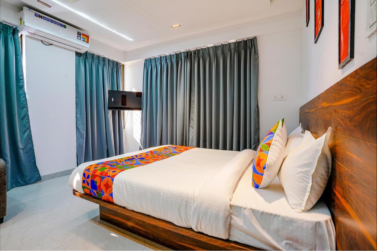 Fabhotel Crystal Inn - Nr Suvarndeep Chowk Pimpri-Chinchwad Exteriér fotografie